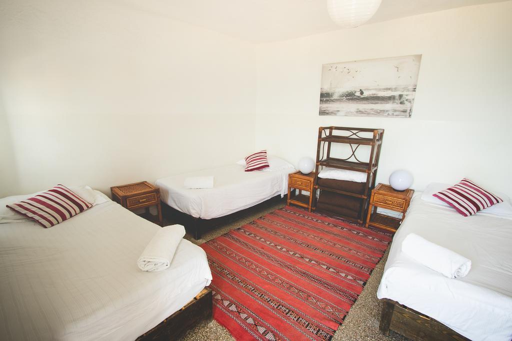 Surf Maroc'S Auberge Taghazout Buitenkant foto