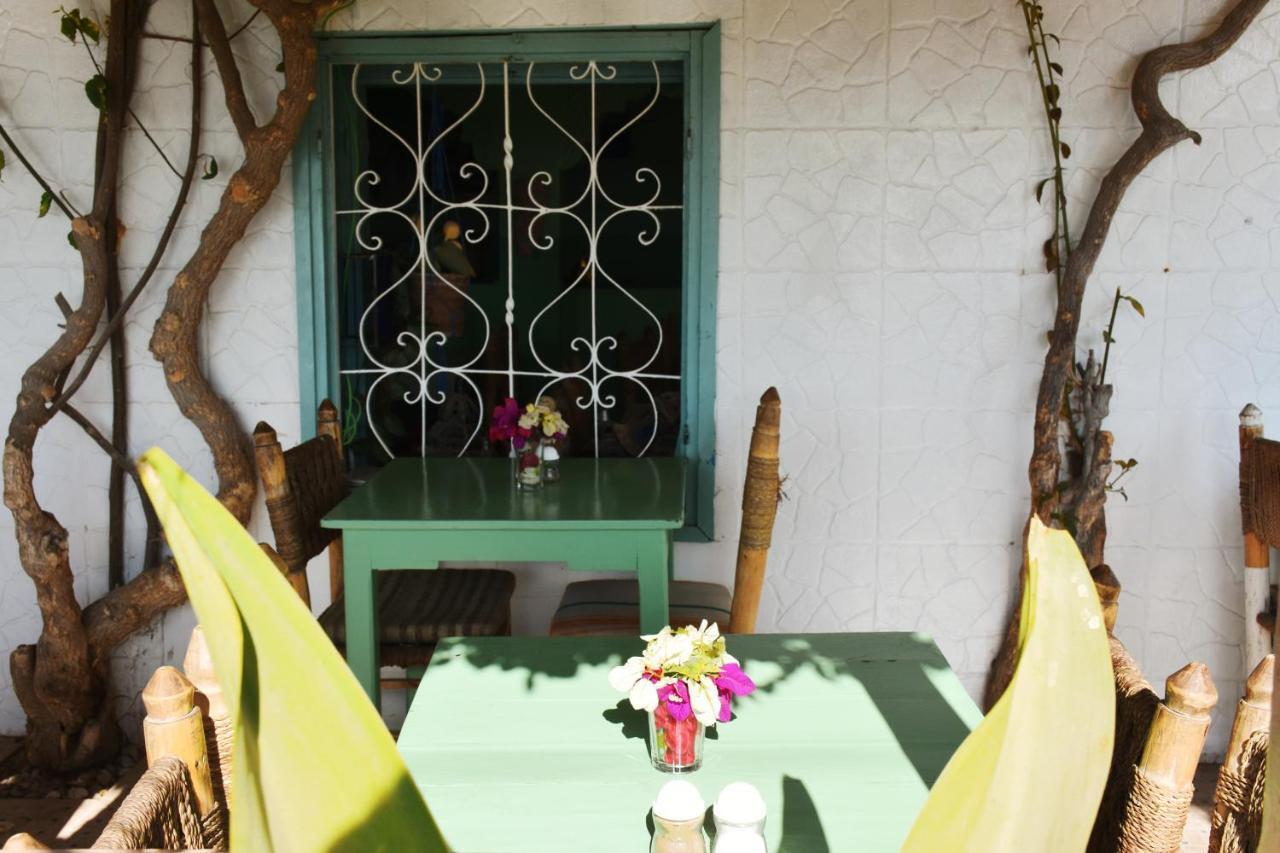 Surf Maroc'S Auberge Taghazout Buitenkant foto