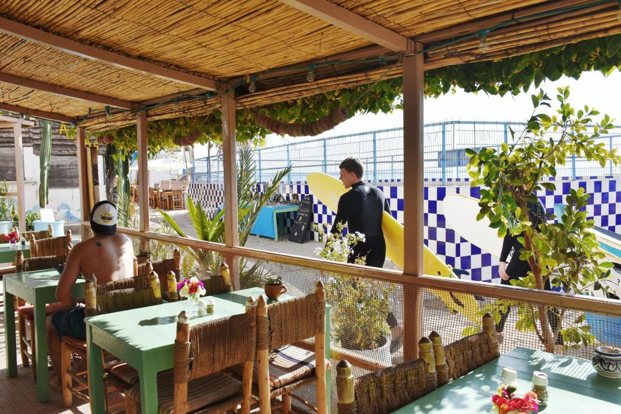 Surf Maroc'S Auberge Taghazout Buitenkant foto